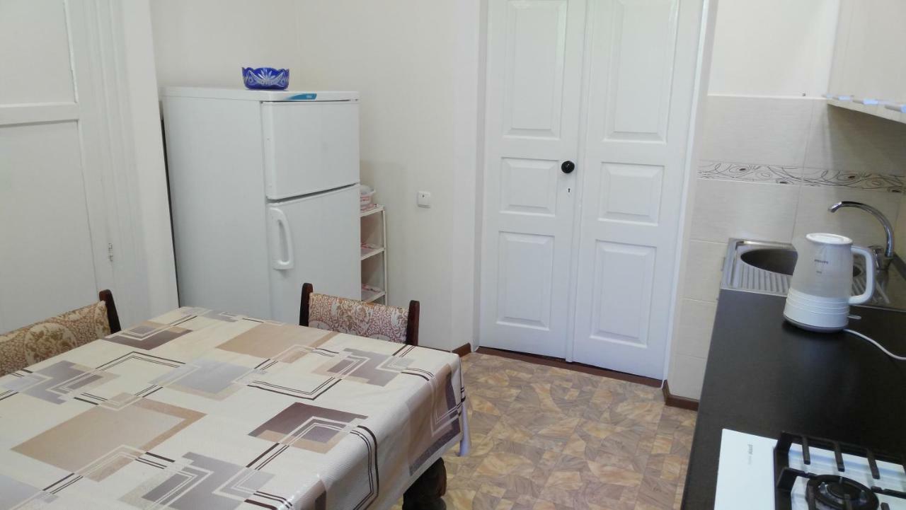 Separate Room Homestay In A Private House, Facilities Shared With Owner Berdychiv Extérieur photo