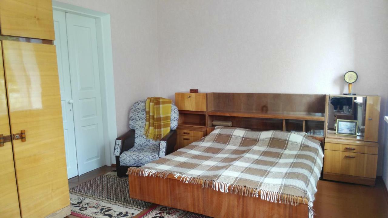 Separate Room Homestay In A Private House, Facilities Shared With Owner Berdychiv Extérieur photo