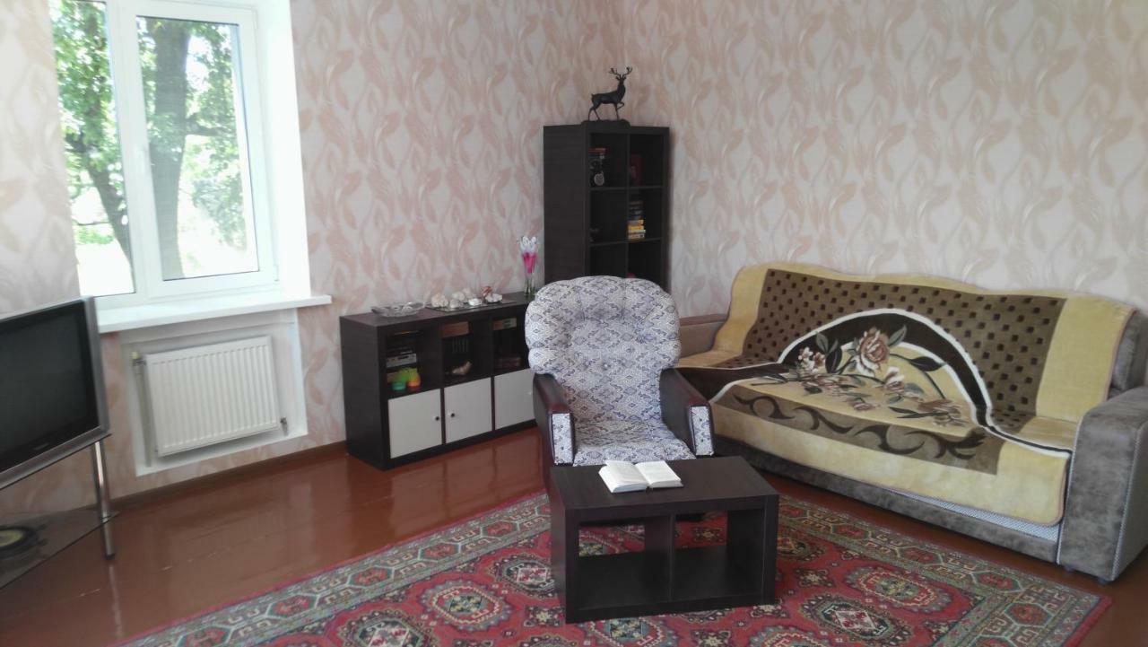 Separate Room Homestay In A Private House, Facilities Shared With Owner Berdychiv Extérieur photo