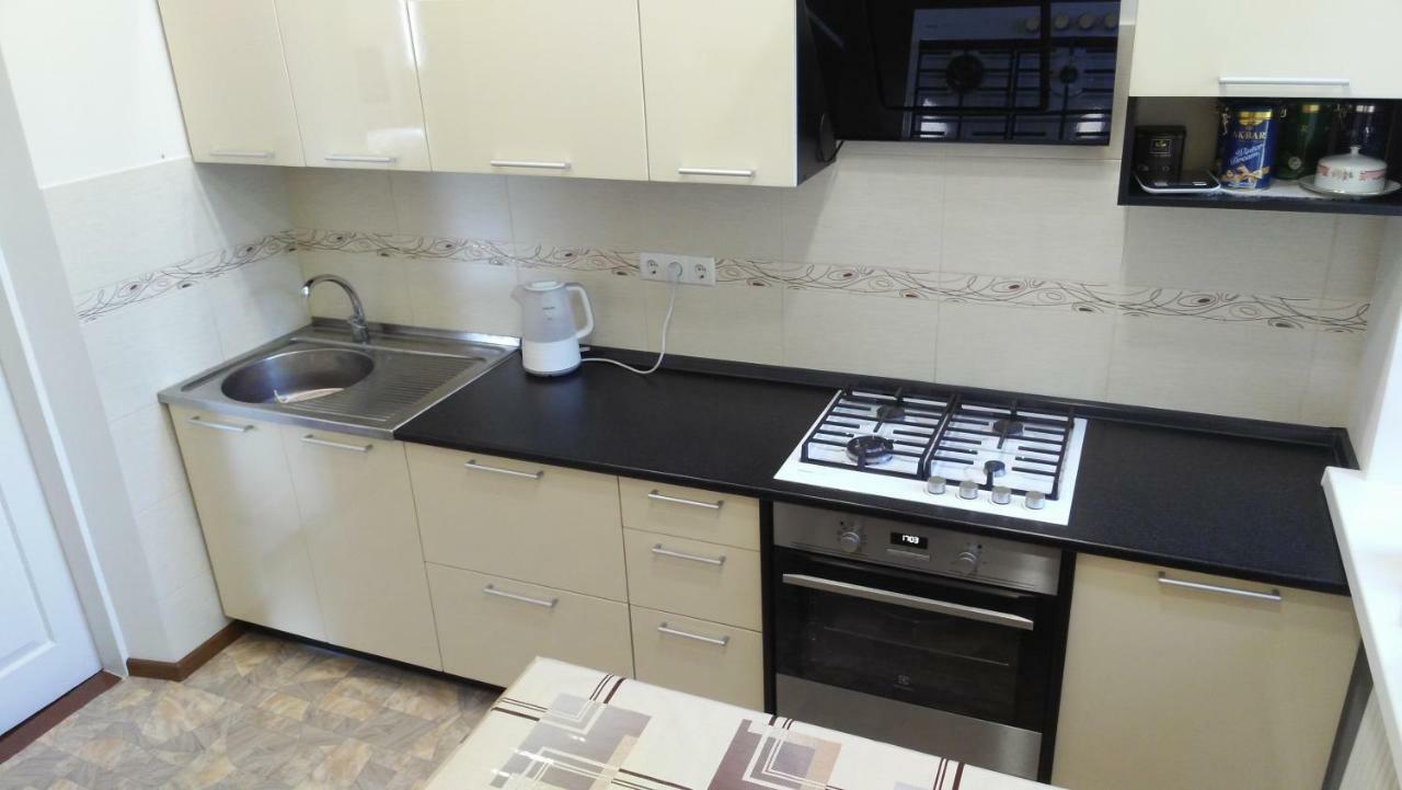 Separate Room Homestay In A Private House, Facilities Shared With Owner Berdychiv Extérieur photo